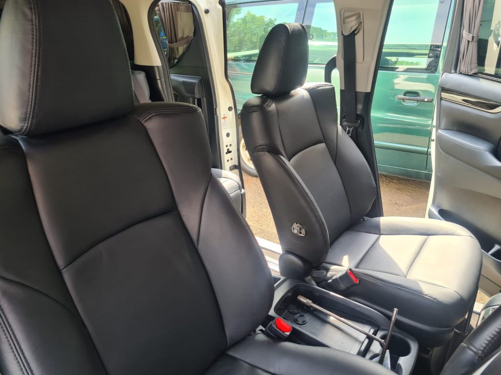 bengkel jok mobil bsd