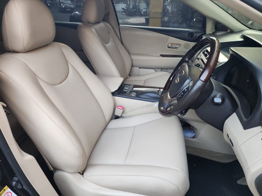 Tukang Jok Mobil di Jakarta