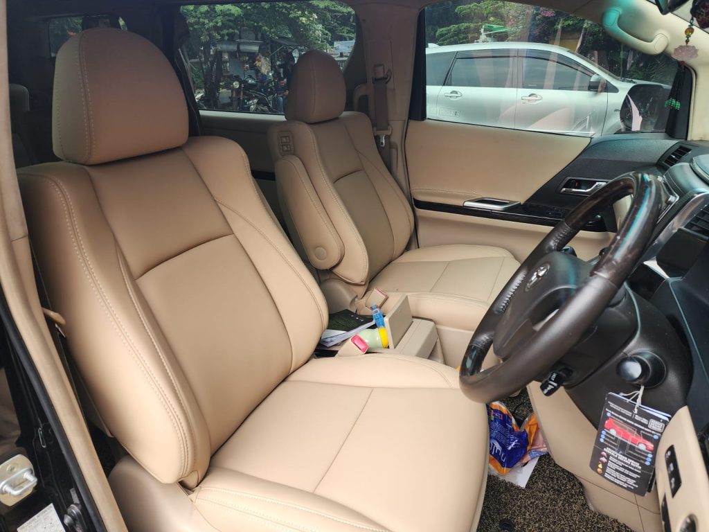 Tukang Jok Mobil di Jakarta