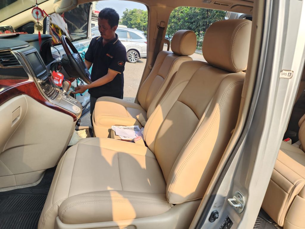 Inspirasi Model Jok Mobil Elegan Buat Interior Keren
