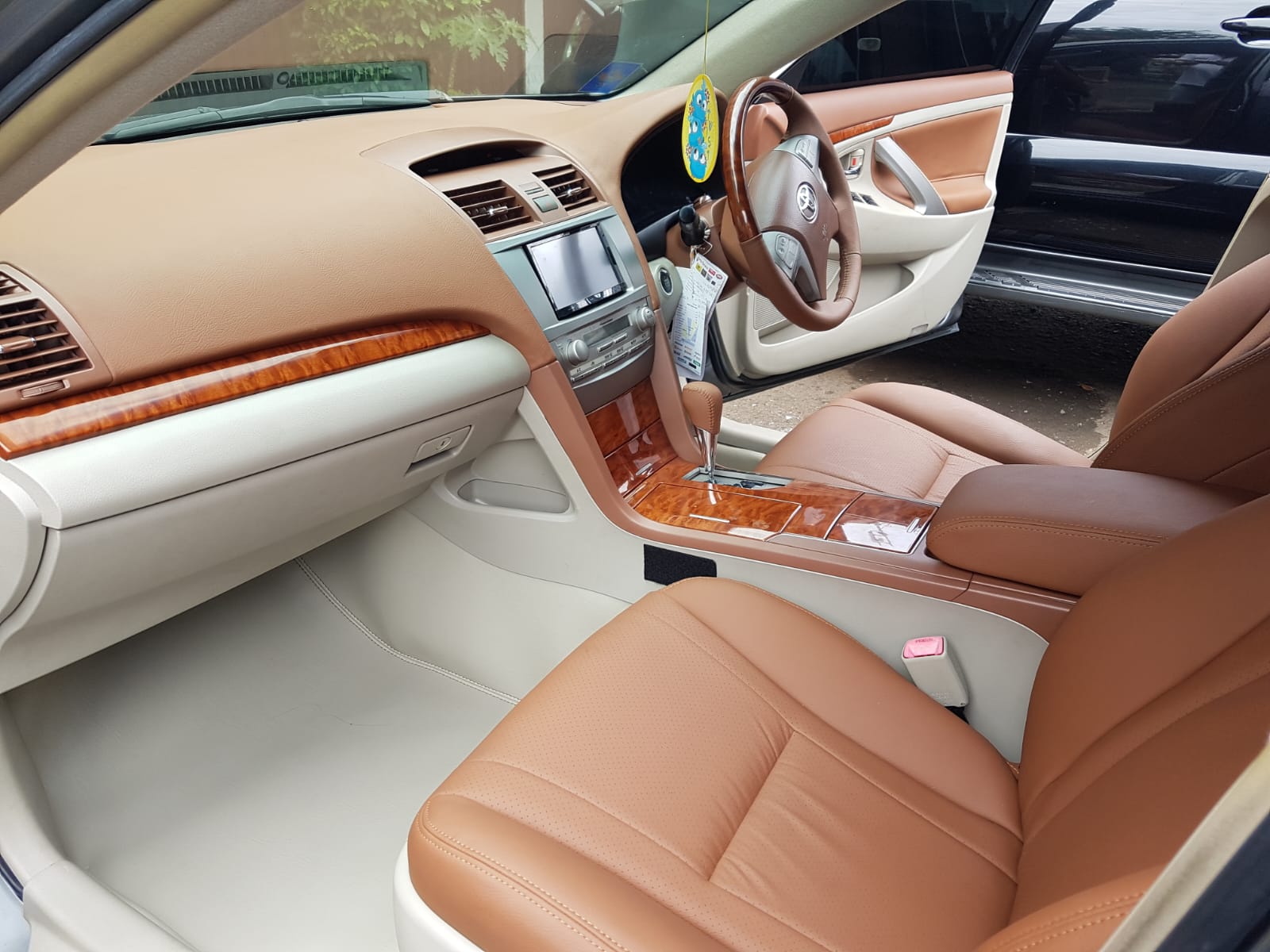 Luxury Car Leather Seat & Custom Interior