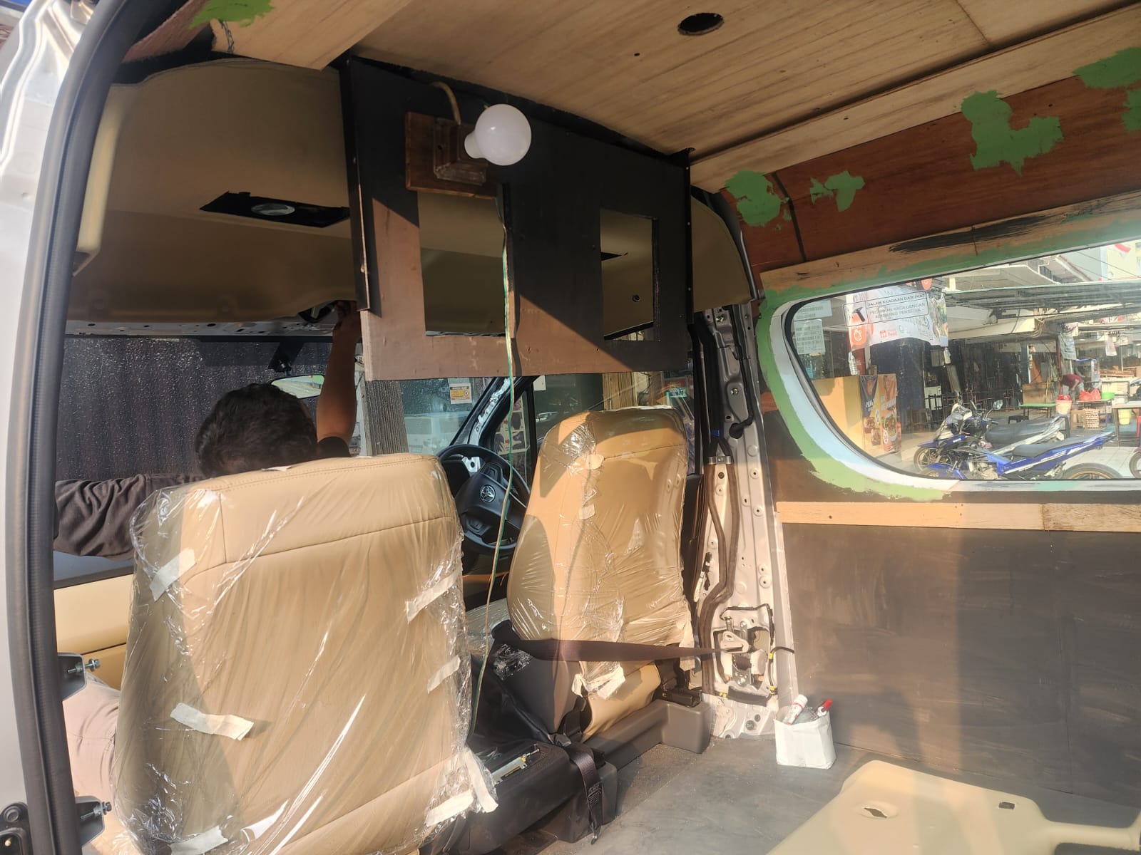Bengkel Modifikasi Interior Mobil